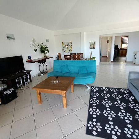 Surf House Holidays Ruisseau Creole Buitenkant foto