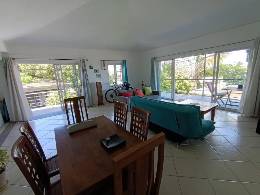 Surf House Holidays Ruisseau Creole Buitenkant foto